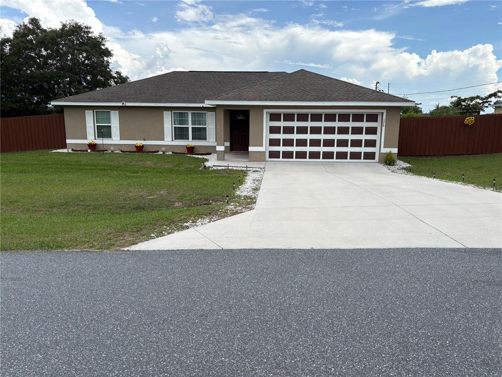 176 Juniper Loop Circle Ocala, FL 34480 - Photo 2 of 5