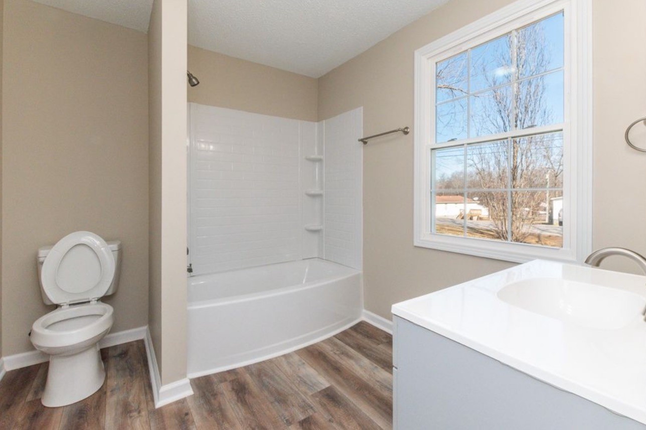 816 Garrettsburg Road Clarksville, TN 37042 - Photo 14 of 34