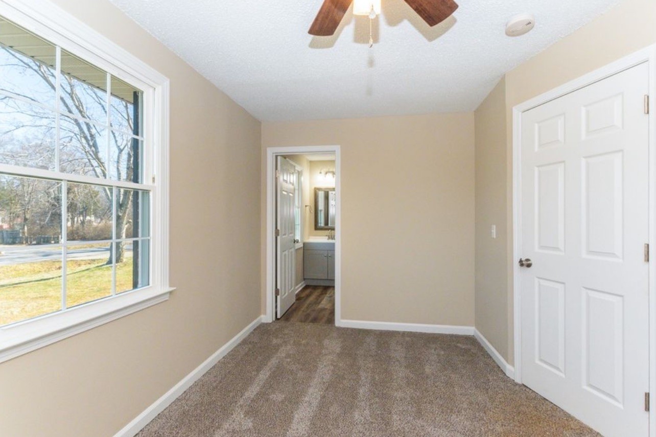 816 Garrettsburg Road Clarksville, TN 37042 - Photo 24 of 34