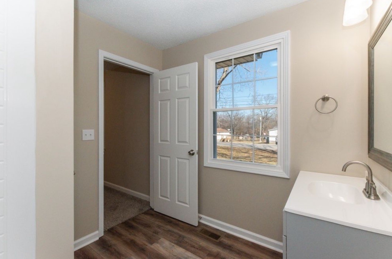 816 Garrettsburg Road Clarksville, TN 37042 - Photo 27 of 34