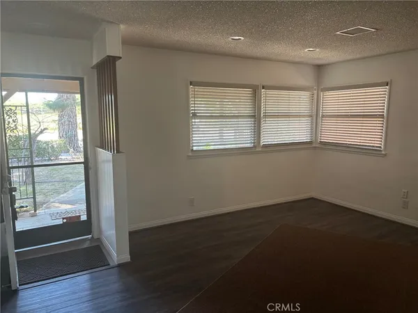 $899,500 | 494 Avocado Avenue, Pasadena, CA 91107