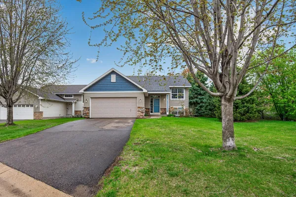 $450,000 | 14611 Boxwood Path, Rosemount, MN 55068