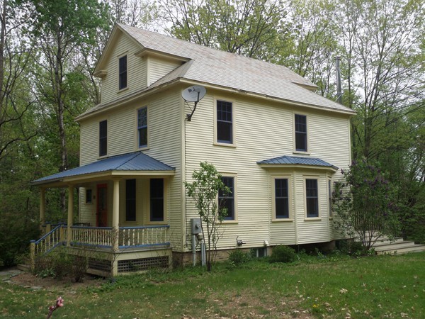 35 Fort Hill Road Easthampton, MA 01027 - Photo 3 of 24 Gallery Image 3