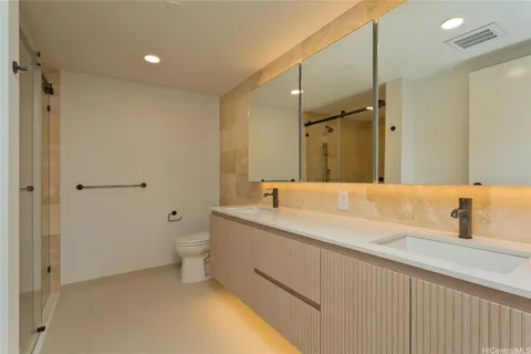 $960,000 | 333 Ward Avenue, Unit 1607, Honolulu, HI 96814
