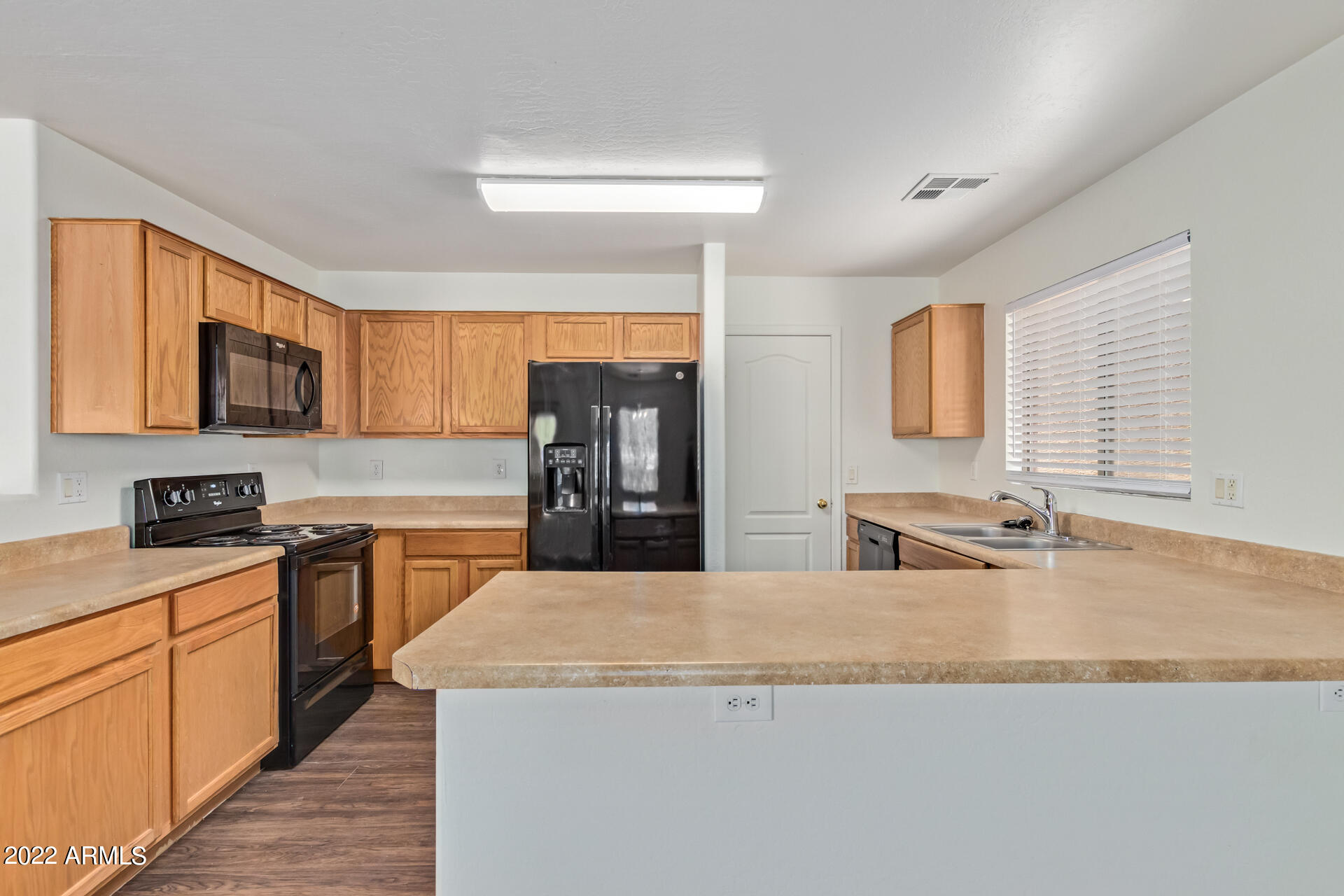 44002 West Magnolia Road Maricopa, AZ 85138 - Photo 8 of 36 0013-13 - Magnolia