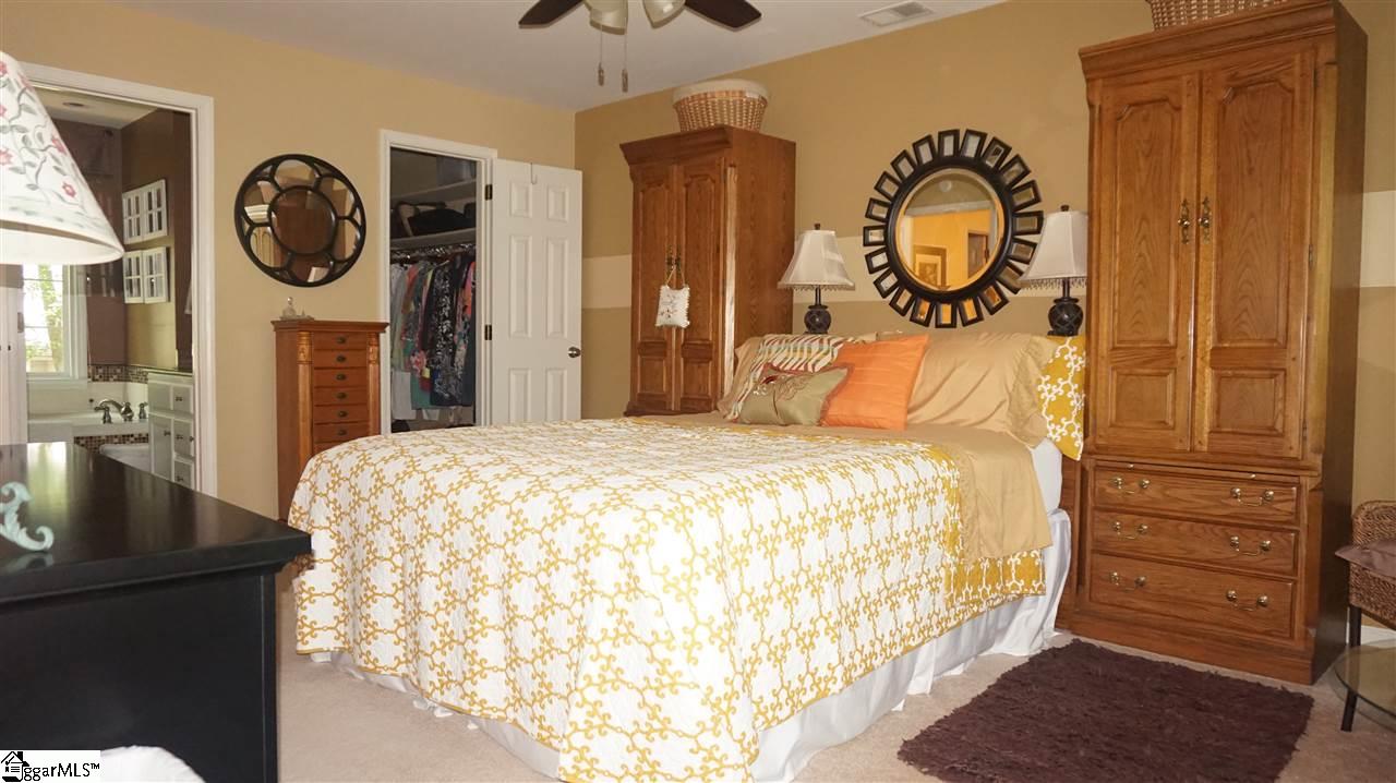408 Spring Lake Loop Simpsonville, SC 29681 - Photo 17 of 35