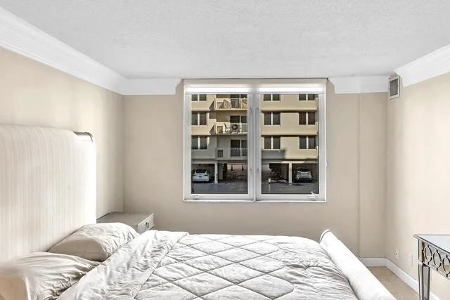 $2,900 | 3301 South Ocean Boulevard, Unit 104, Highland Beach, FL 33487