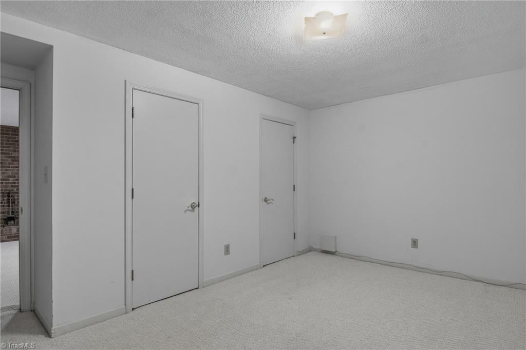 213 Ridgehaven Drive Winston-Salem, NC 27104 - Photo 27 of 32