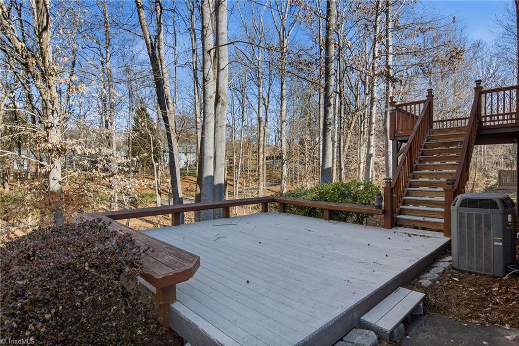 213 Ridgehaven Drive Winston-Salem, NC 27104 - Photo 30 of 32