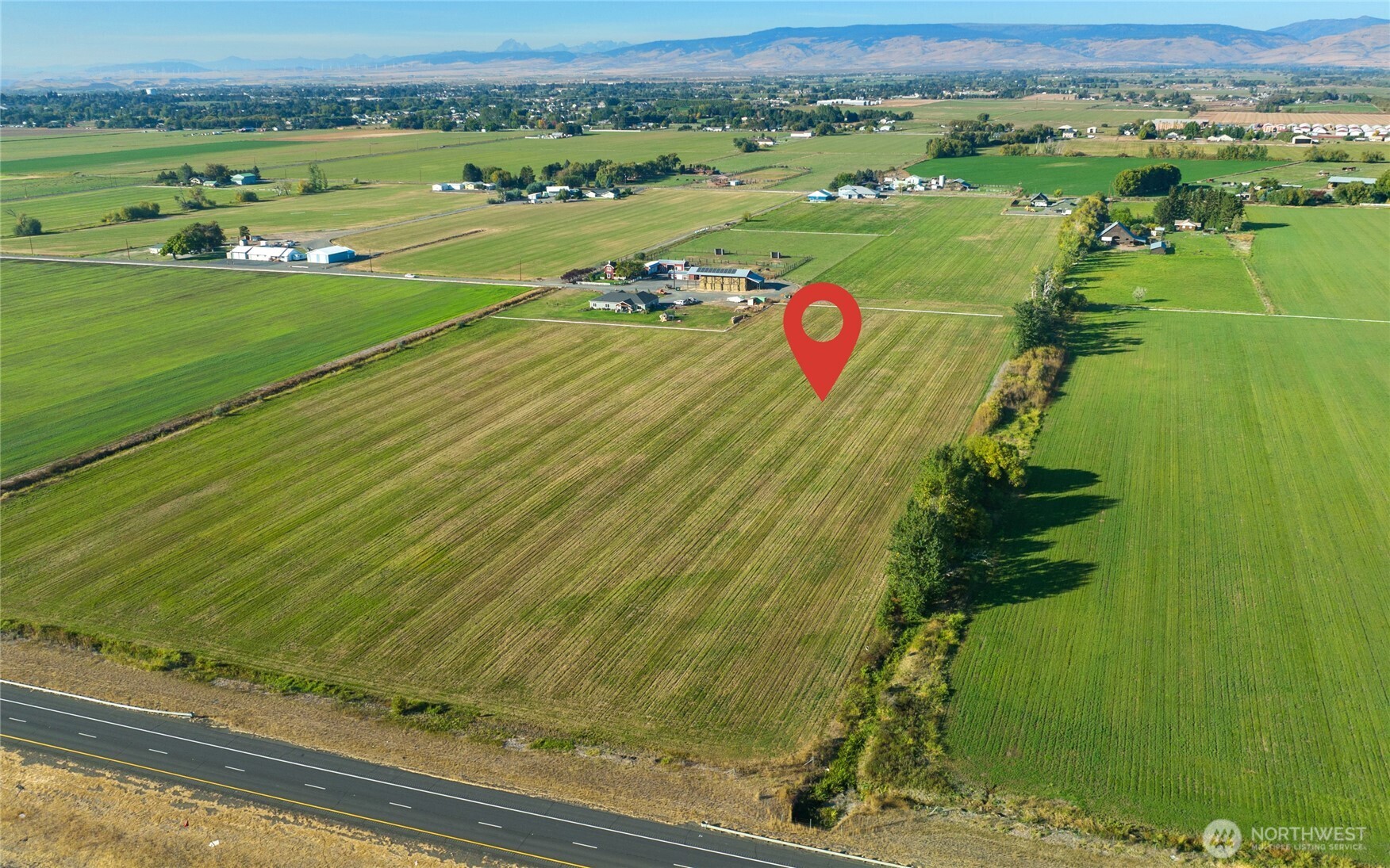 5-xx Rein Road Ellensburg, WA 98926 - Photo 13 of 20 a view of a field with an ocean
