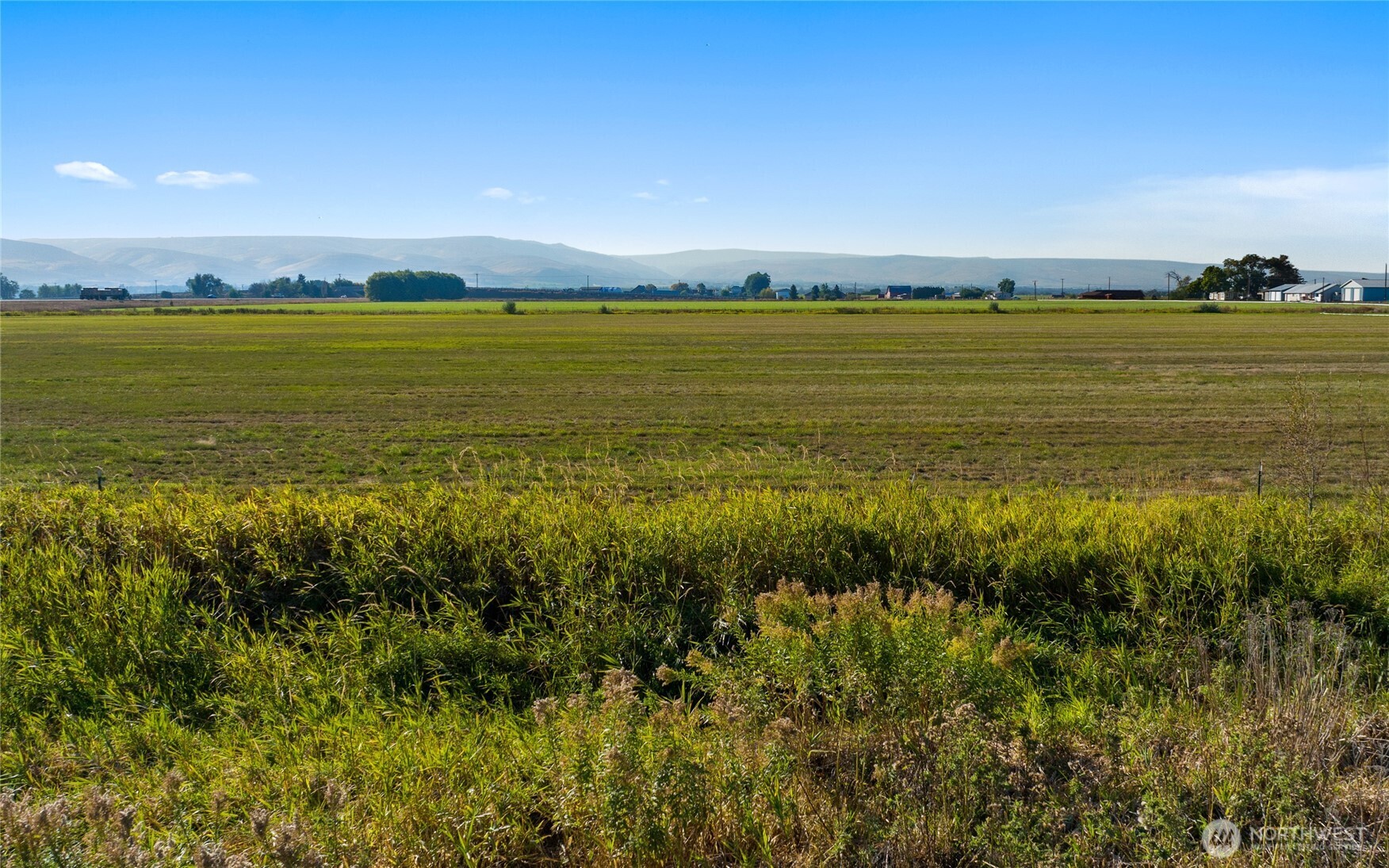5-xx Rein Road Ellensburg, WA 98926 - Photo 17 of 20 a view of an ocean and beach