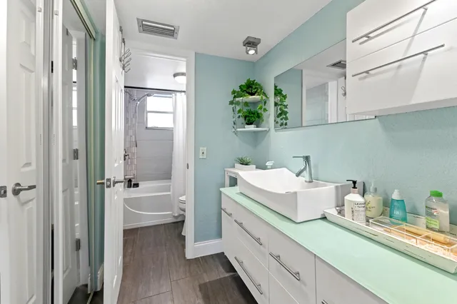 $125,000 | 3990 Northwest 42nd Avenue, Unit 108, Lauderdale Lakes, FL 33319