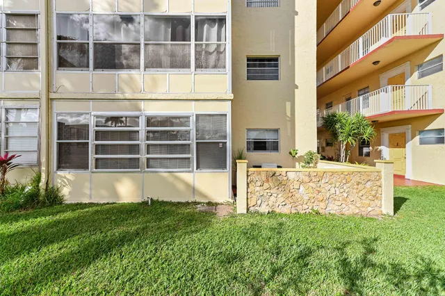 $125,000 | 3990 Northwest 42nd Avenue, Unit 108, Lauderdale Lakes, FL 33319