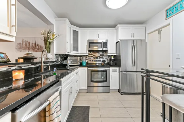 $125,000 | 3990 Northwest 42nd Avenue, Unit 108, Lauderdale Lakes, FL 33319