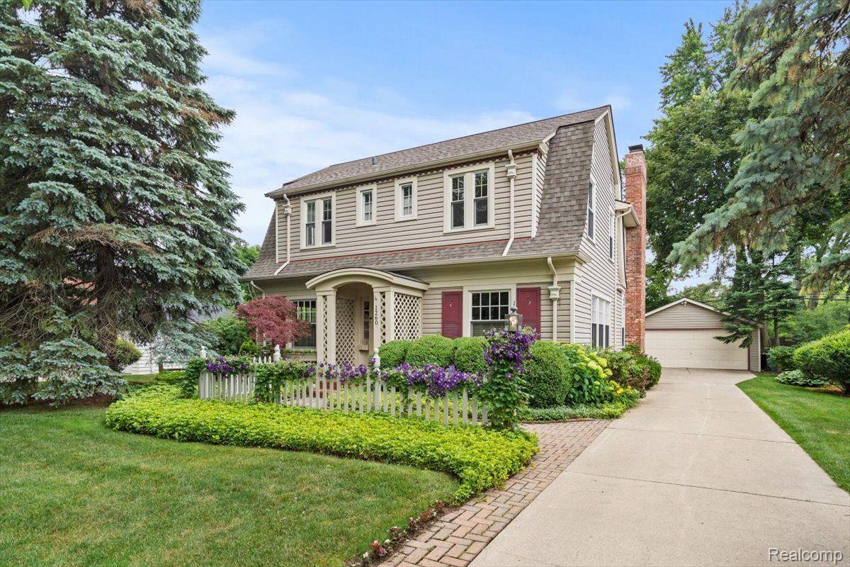 1260 Yorkshire Road Birmingham, MI 48009 - Photo 2 of 49 Gallery Image 2