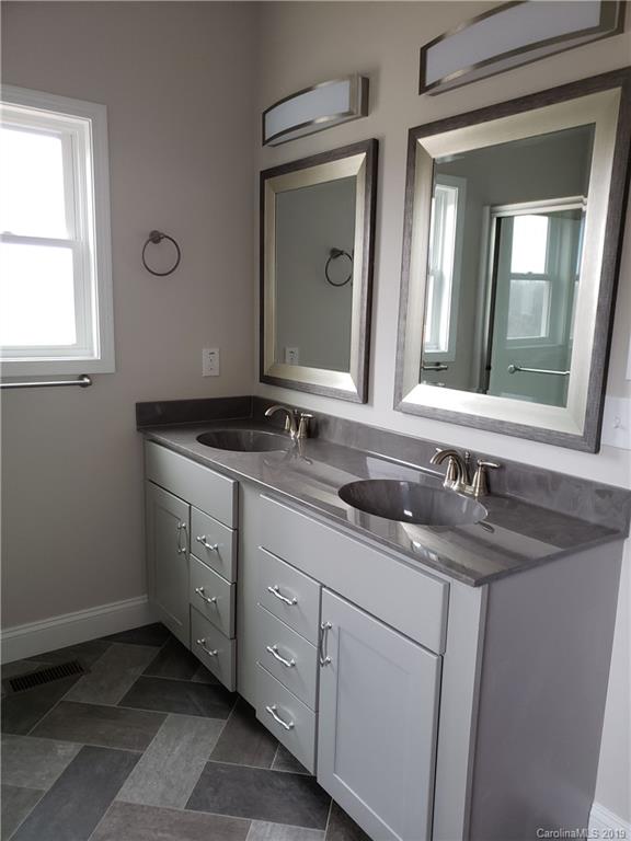 1028 Hillside Ridge Road Candler, NC 28715 - Photo 16 of 20 Gallery Image 16