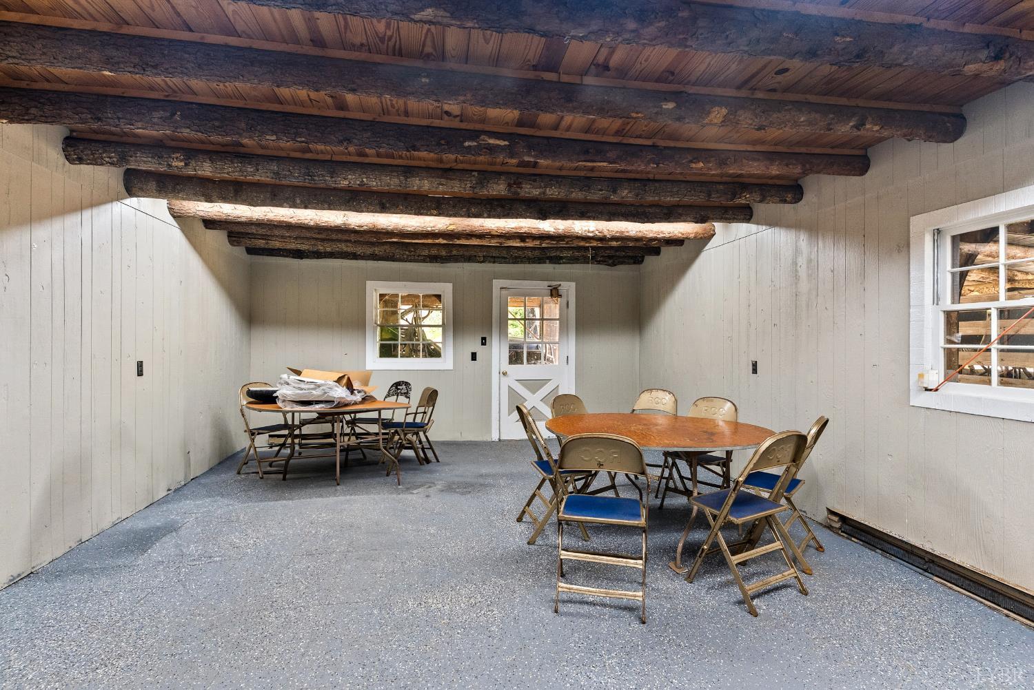 4067 Dickerson Mill Road Bedford, VA 24523 - Photo 17 of 90 a dining room with furniture and window