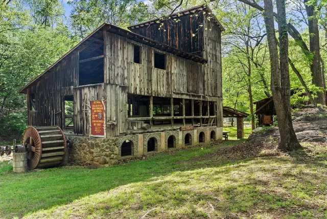 $750,000 | 4067 Dickerson Mill Road, Bedford, VA 24523