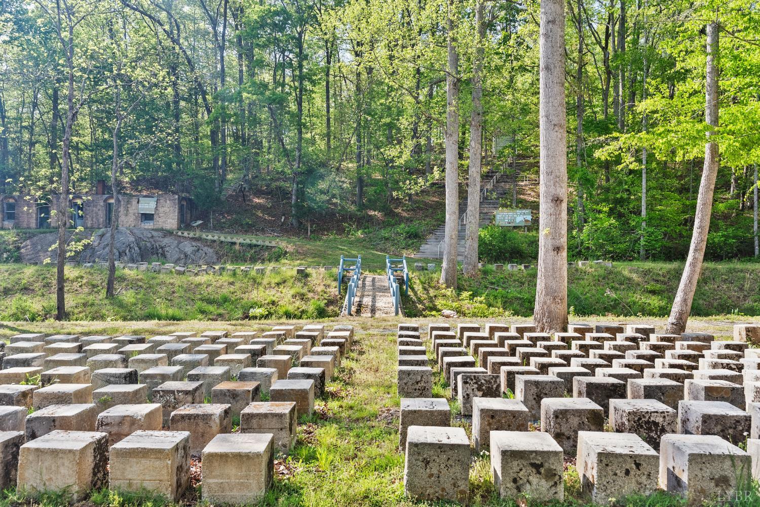 4067 Dickerson Mill Road Bedford, VA 24523 - Photo 61 of 90 a view of a chairs and table in the patio
