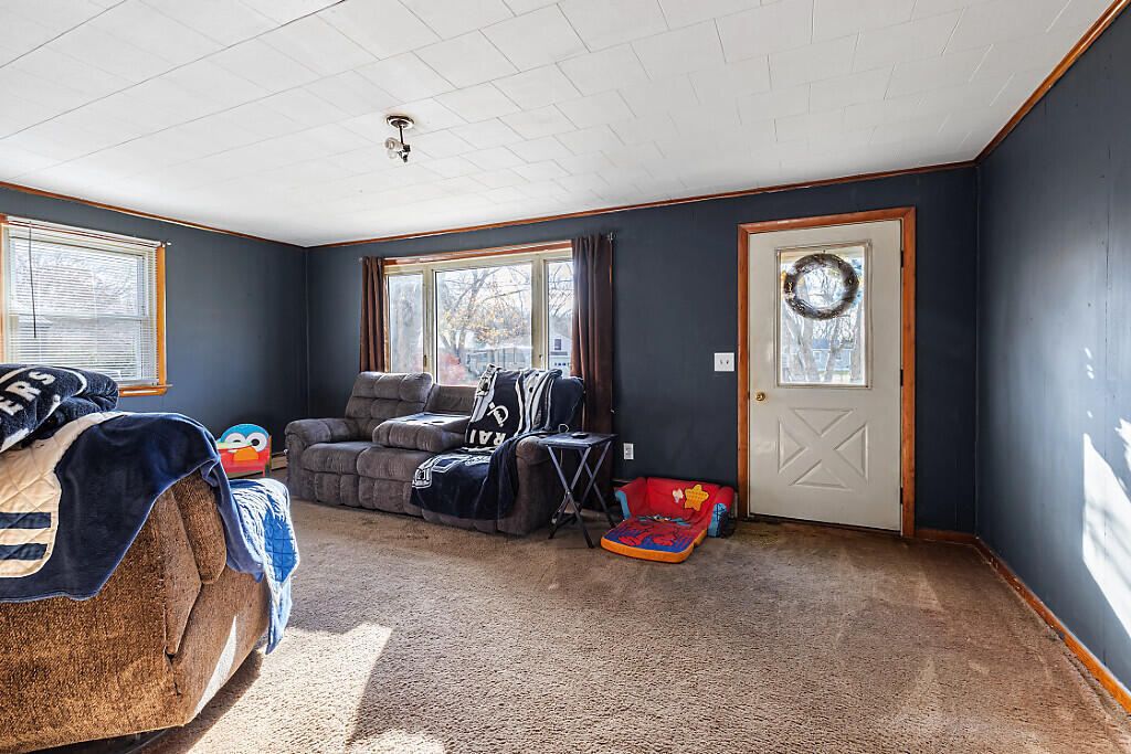 18 Sebasticook Drive Clinton, ME 04927 - Photo 24 of 47 24_BP5A0003_DxO_mls