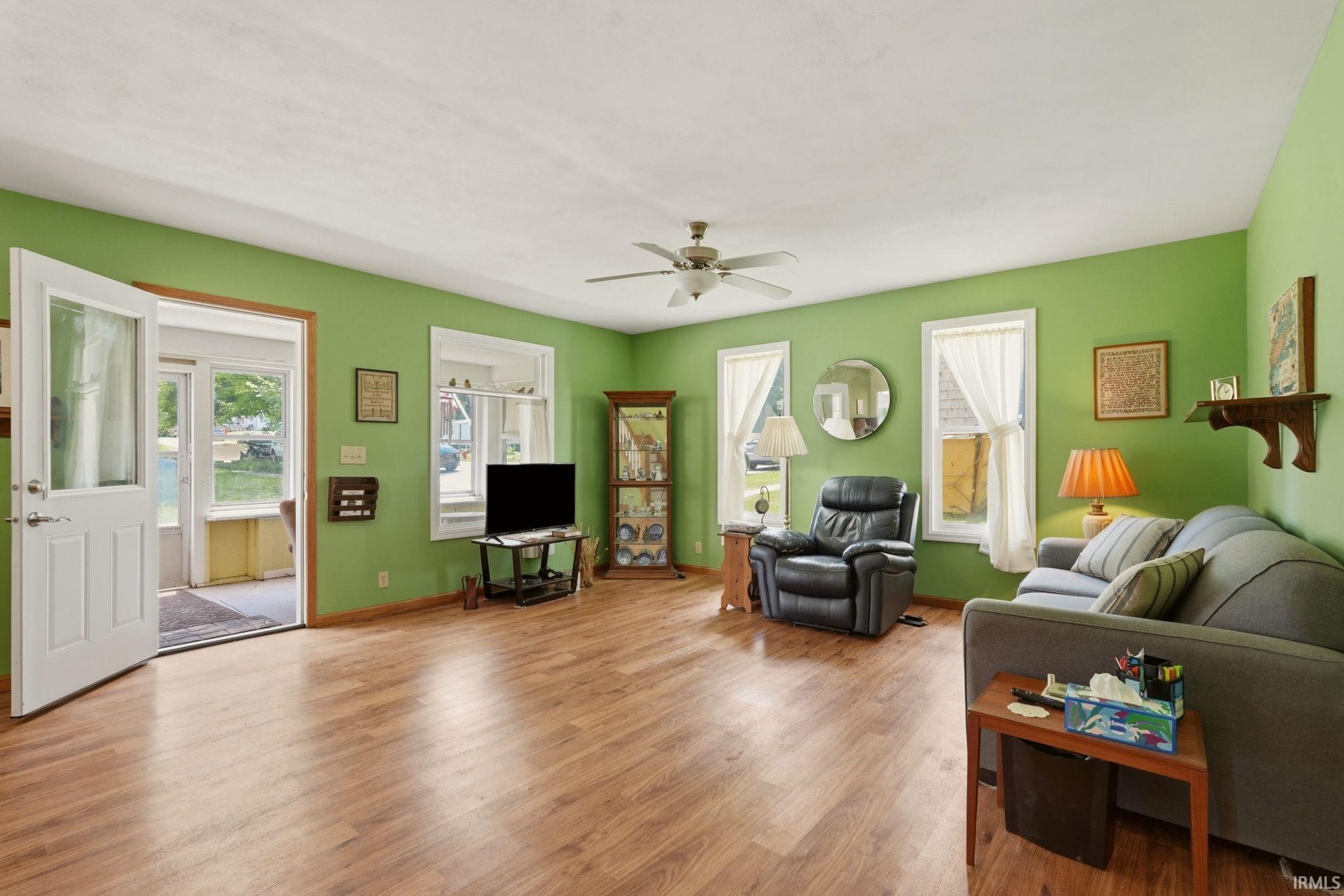 205 East Spring Street Etna Green, IN 46524 - Photo 6 of 41