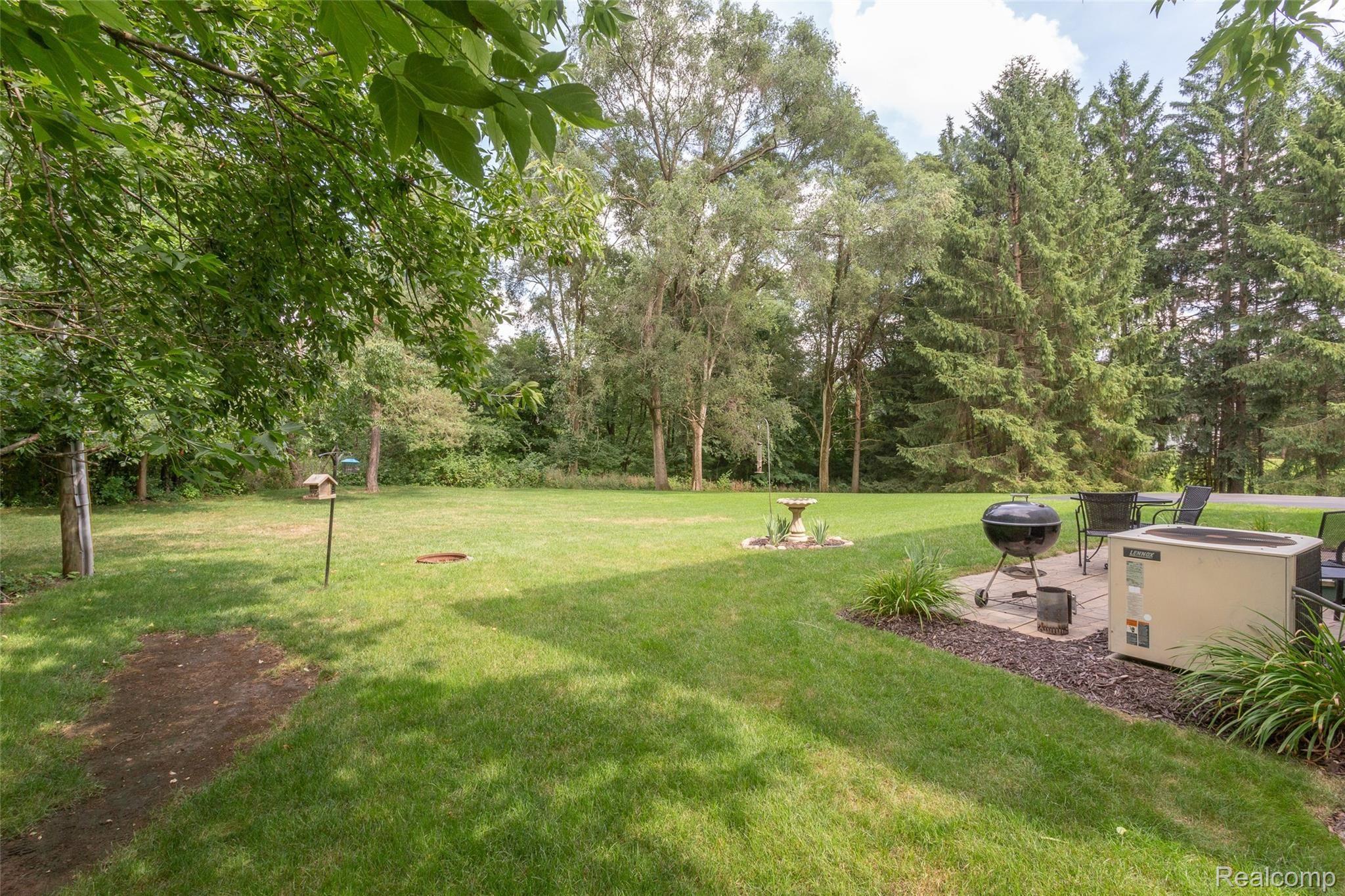 5439 Pleasant Valley Road Brighton, MI 48114 - Photo 53 of 55 Pleasant Valley_5439--Exterior-51.jpg