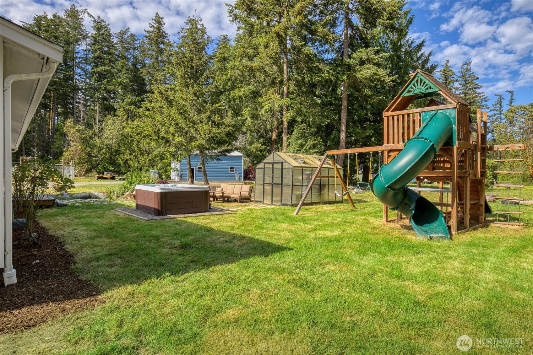 9272 Flagler Road Nordland, WA 98358 - Photo 27 of 38