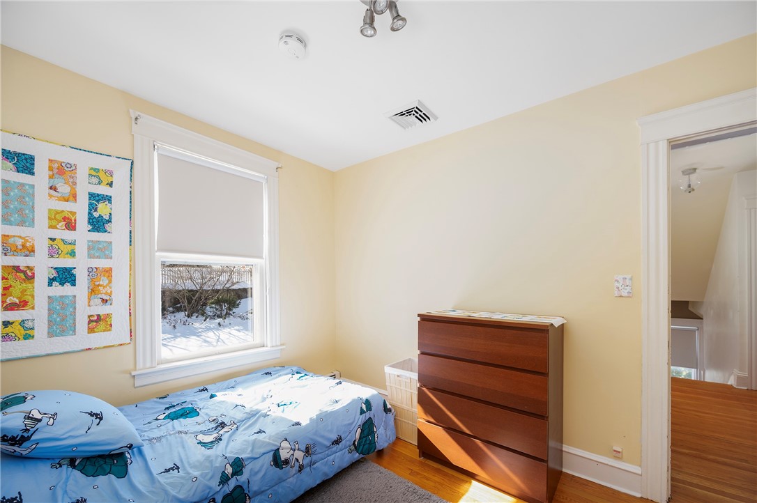 51 Wilcox Avenue Pawtucket, RI 02860 - Photo 22 of 31