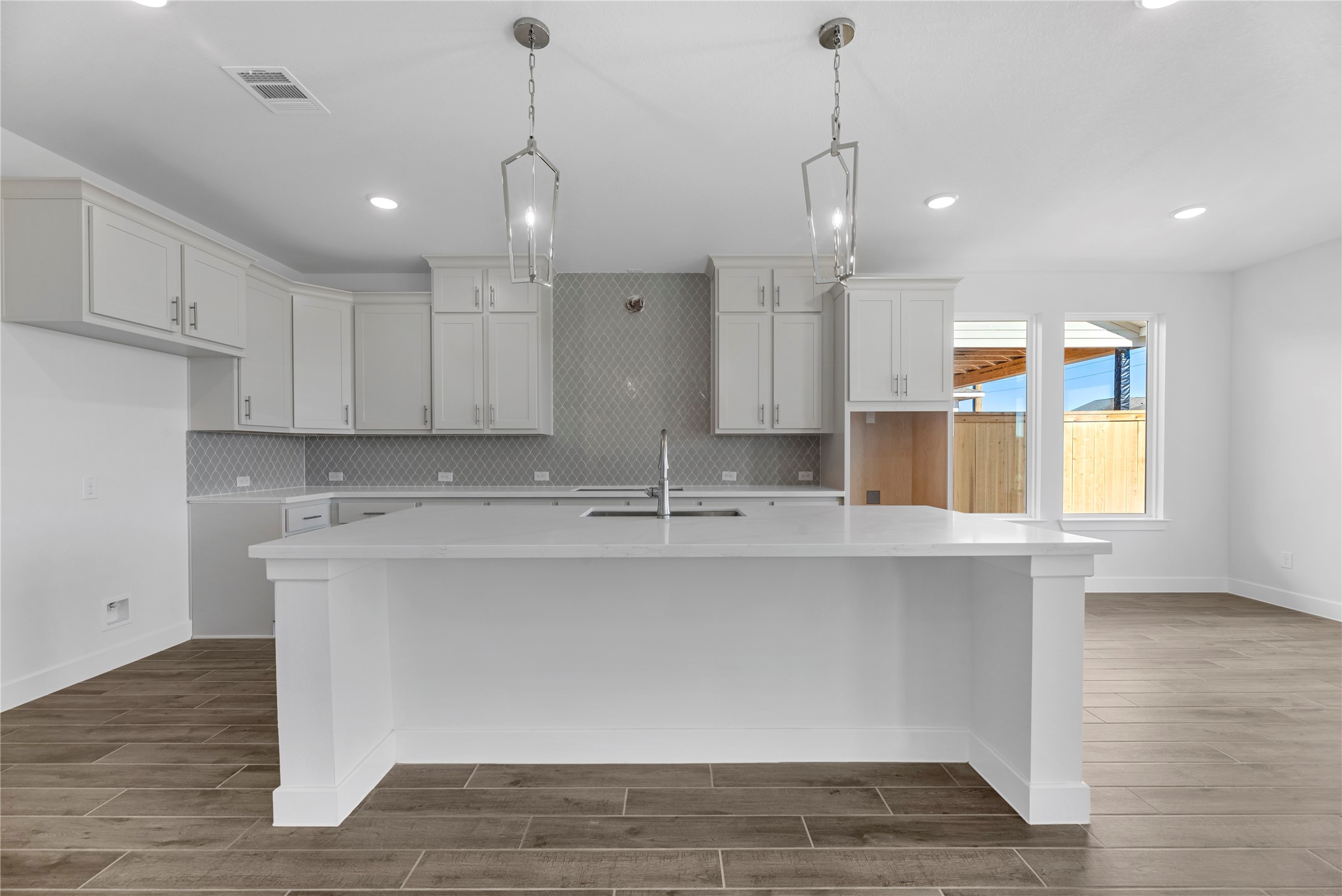 32413 Forktail Lk Drive Fulshear, TX 77441 - Photo 5 of 25