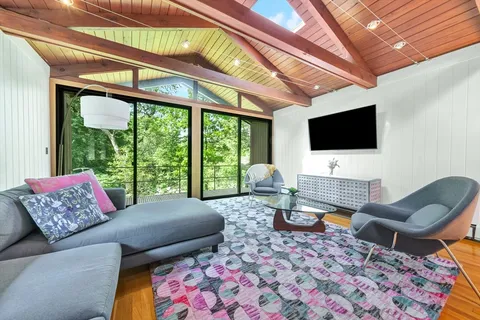 $1,620,000 | 552 Concord Avenue, Lexington, MA 02421