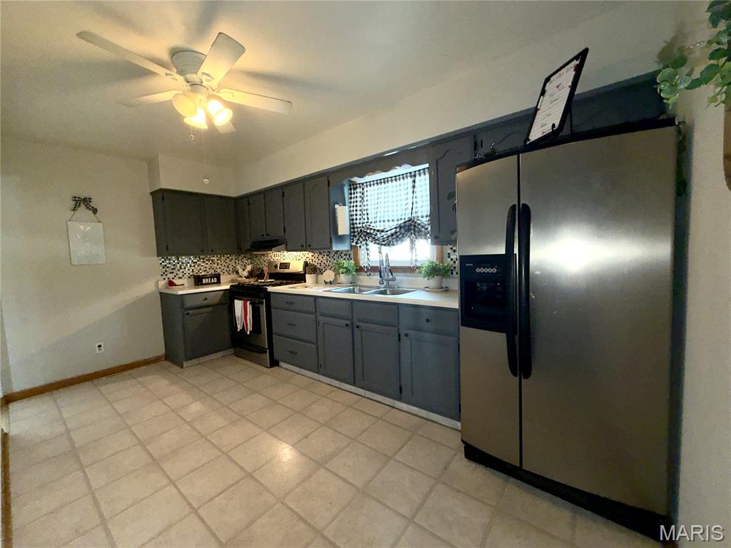 207 East High Street Troy, IL 62294 - Photo 17 of 25