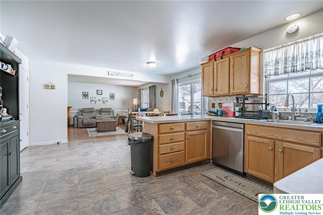 35 Ridgeview Drive Lehighton, PA 18235 - Photo 15 of 55