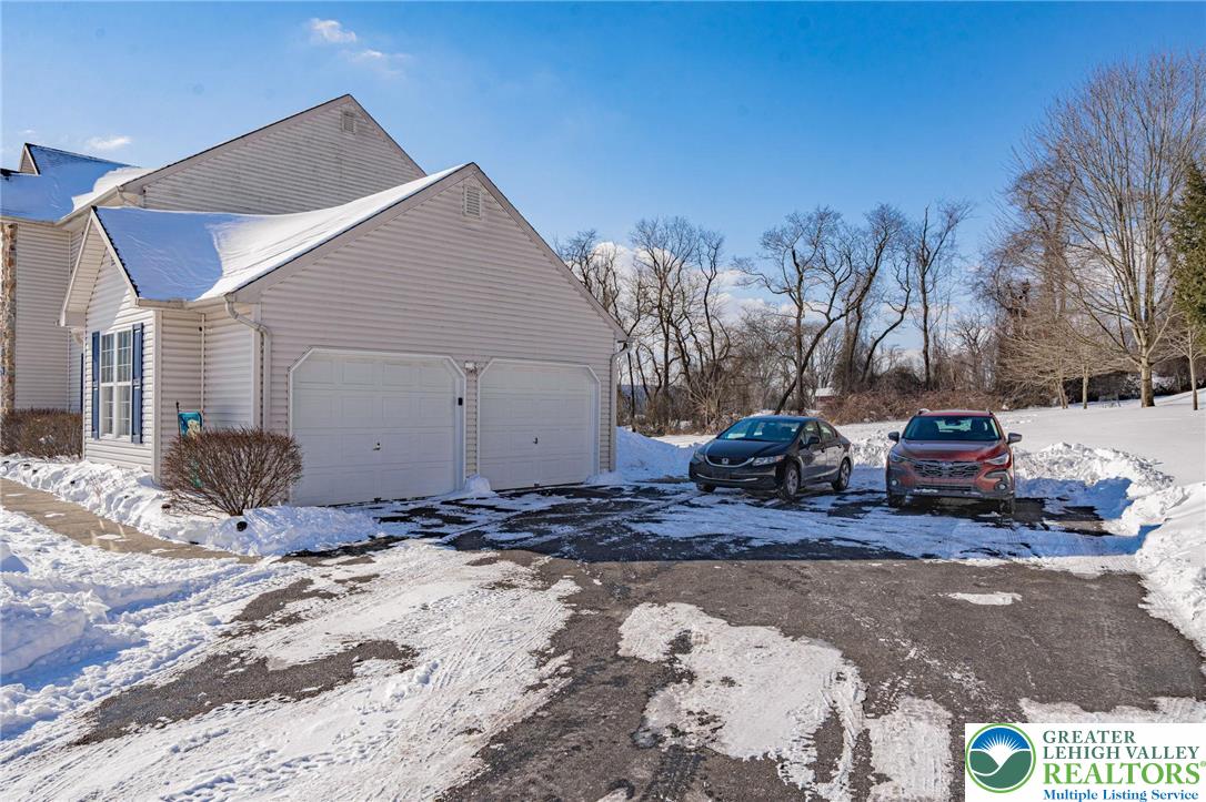 35 Ridgeview Drive Lehighton, PA 18235 - Photo 3 of 55