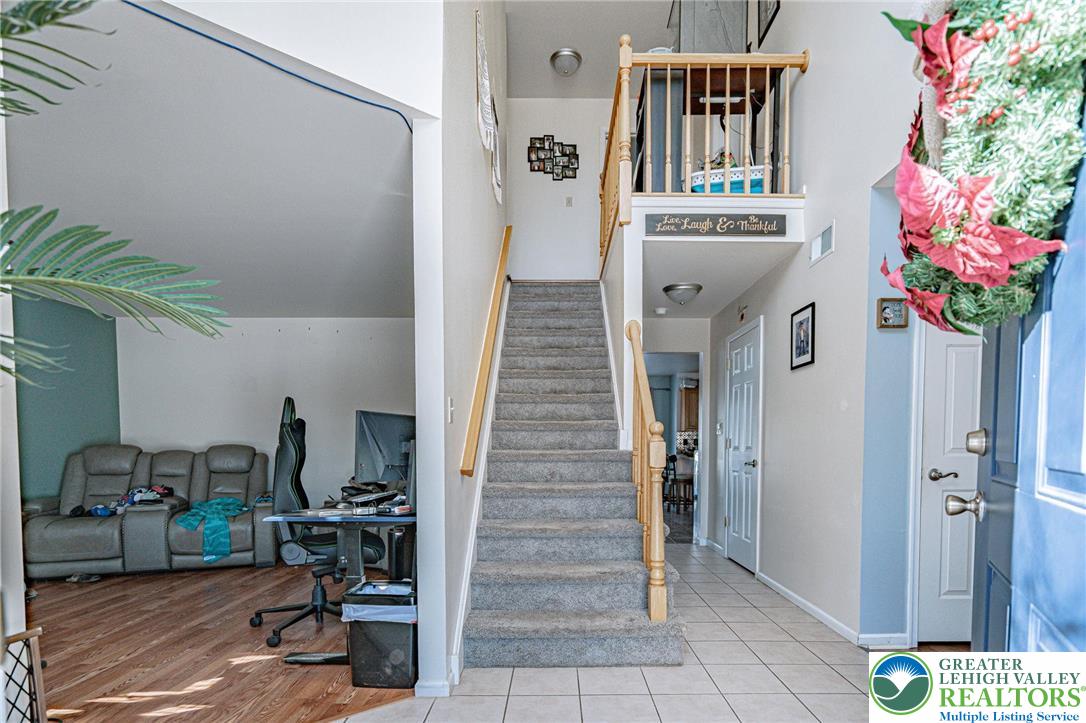 35 Ridgeview Drive Lehighton, PA 18235 - Photo 5 of 55