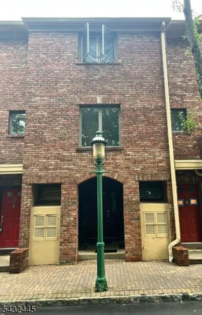 $4,500 | 34 Mews Lane, South Orange, NJ 07079