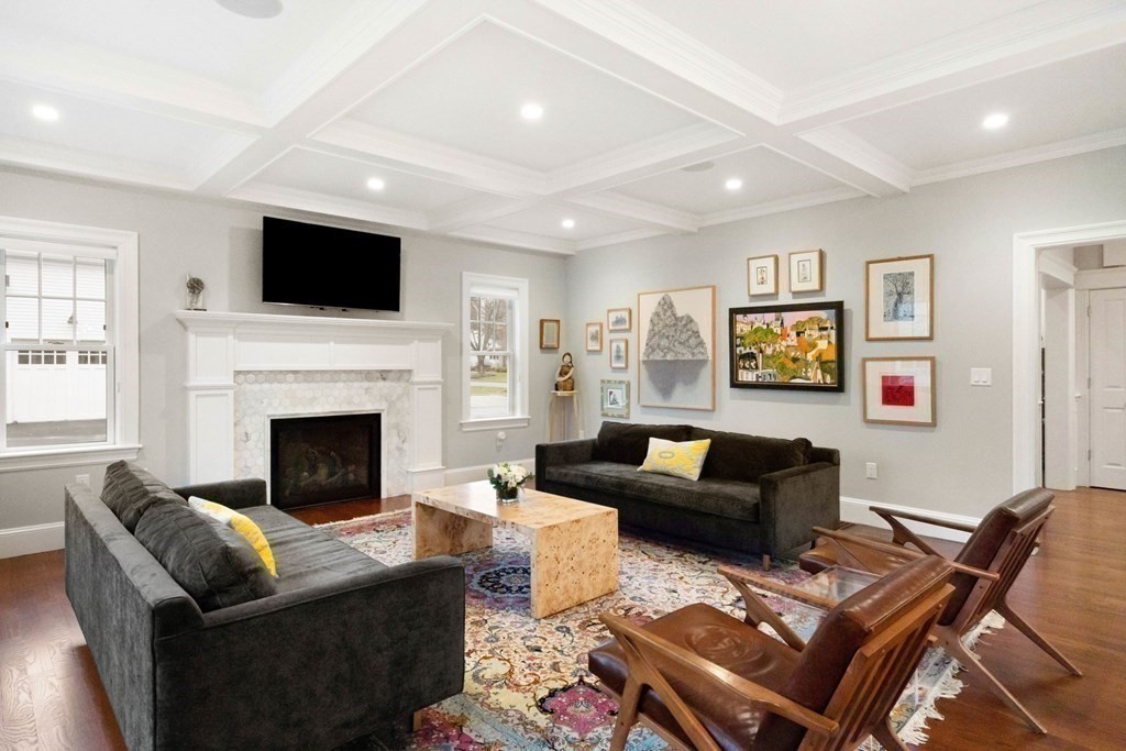 4 Wynnewood Road Wellesley, MA 02481 - Photo 13 of 42