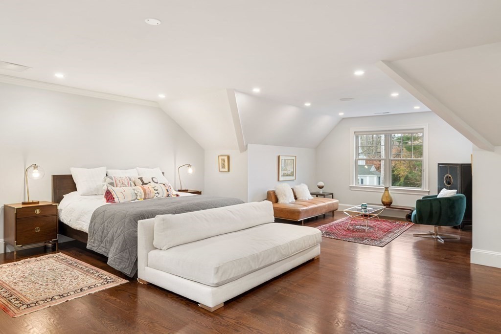 4 Wynnewood Road Wellesley, MA 02481 - Photo 19 of 42