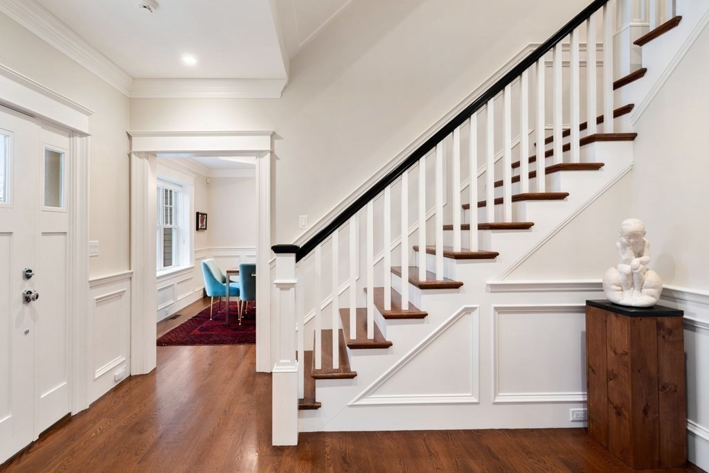 4 Wynnewood Road Wellesley, MA 02481 - Photo 3 of 42