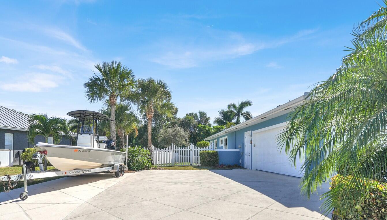 1610 Southwest Dyer Point Road Palm City, FL 34990 - Photo 31 of 35 Boat Parking