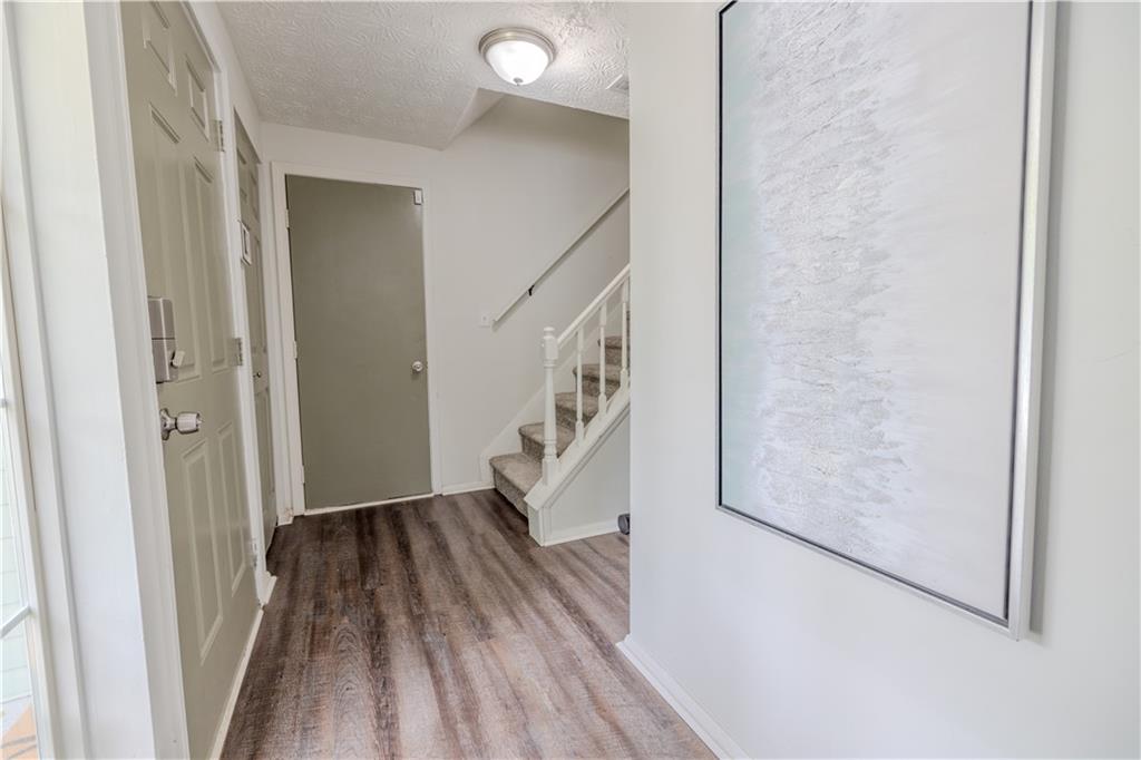 2073 Raintree Place Lithonia, GA 30058 - Photo 3 of 22