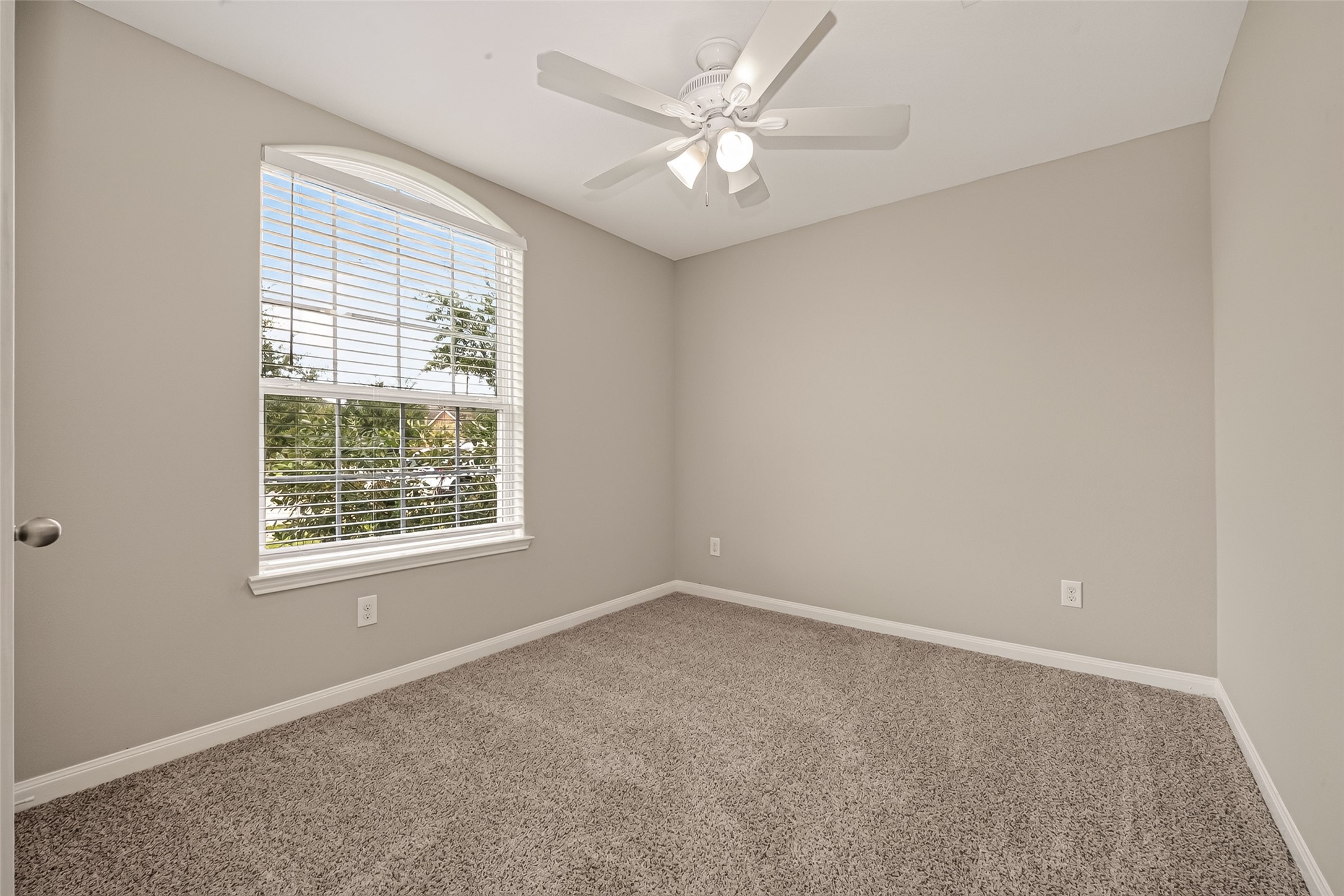 9407 Grand Spark Drive Rosharon, TX 77583 - Photo 27 of 45 Gallery Image 27