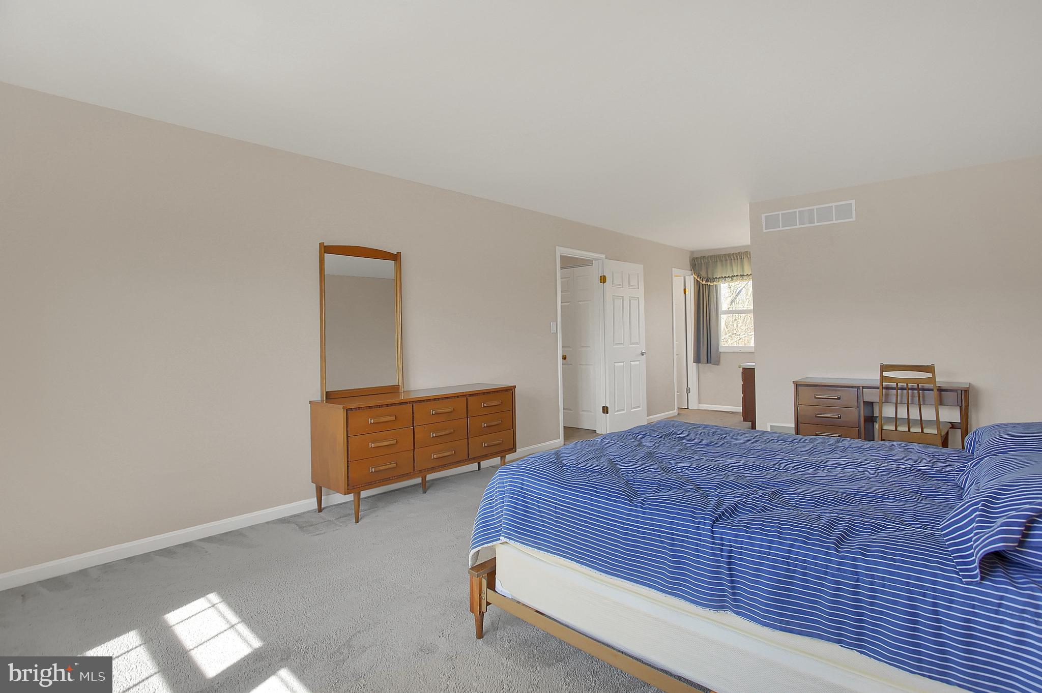 367 Deaven Road Harrisburg, PA 17111 - Photo 22 of 40 Master Bedroom