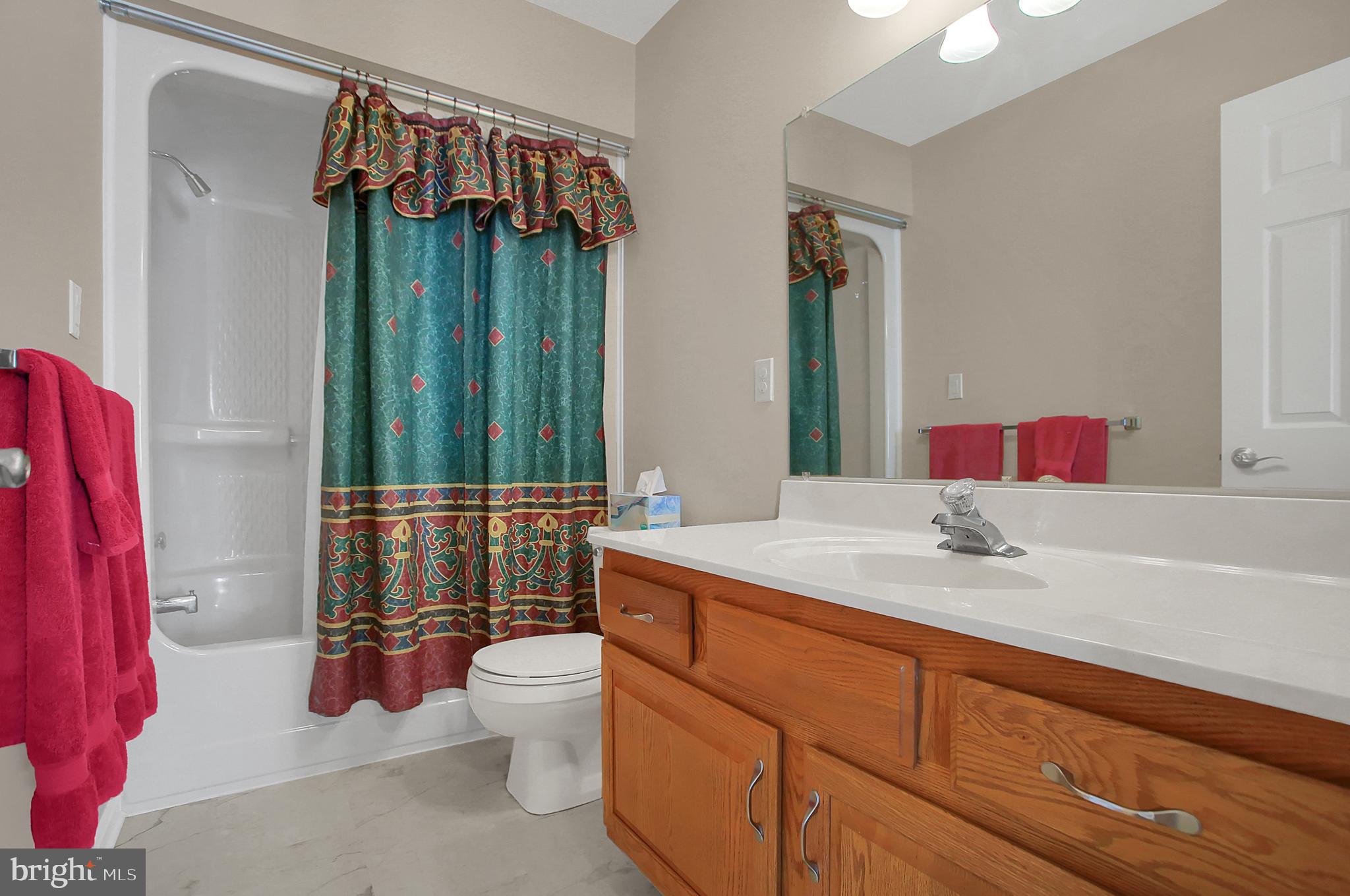 367 Deaven Road Harrisburg, PA 17111 - Photo 30 of 40 Hall Bath