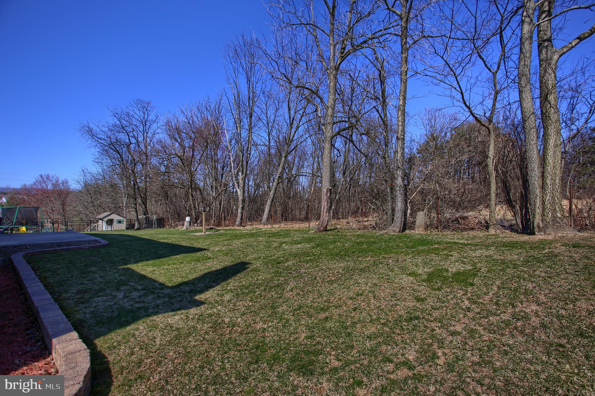 367 Deaven Road Harrisburg, PA 17111 - Photo 35 of 40 Backyard