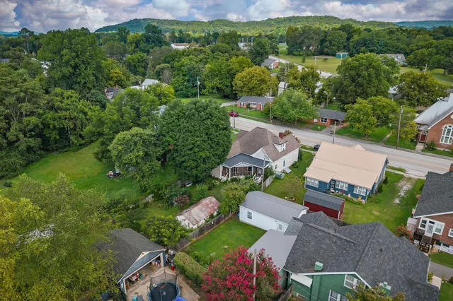 $299,000 | 107 North Main Street, Sparta, TN 38583