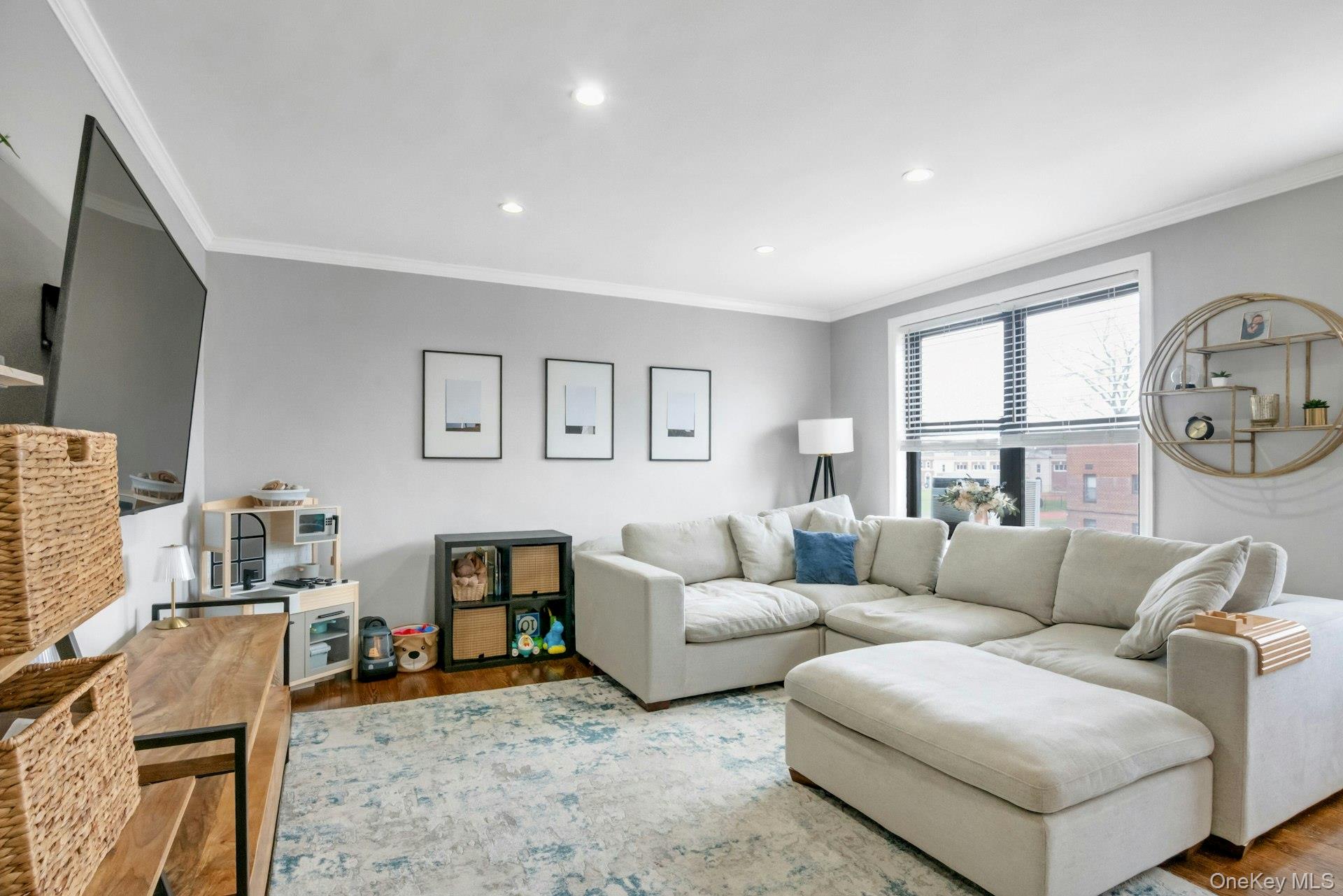 214 Richbell Road, Unit 2C Mamaroneck, NY 10543 - Photo 4 of 15