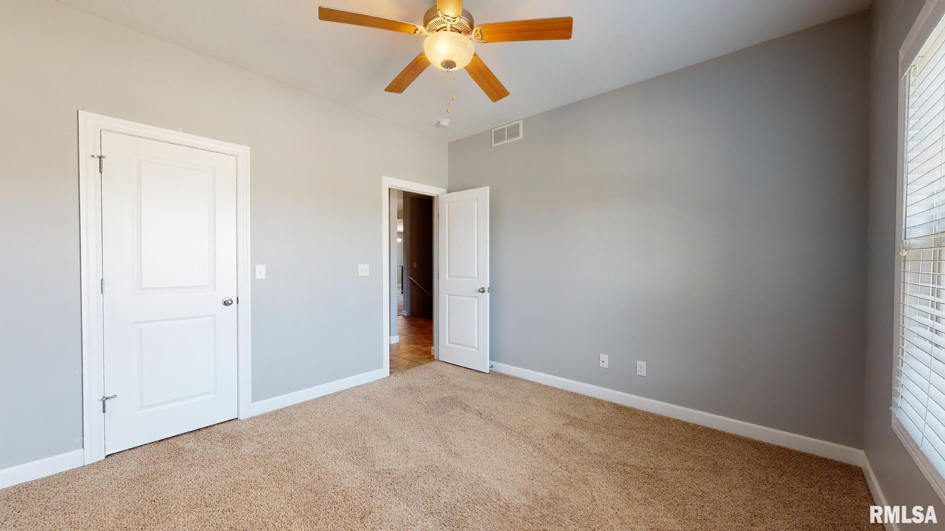 2917 Sandy Lane Springfield, IL 62711 - Photo 5 of 16 Gallery Image 5
