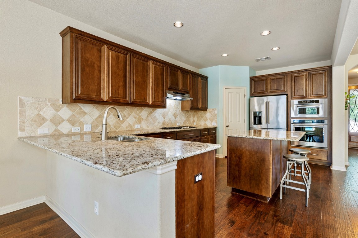 1824 Wolf Dancer Leander, TX 78641 - Photo 13 of 40