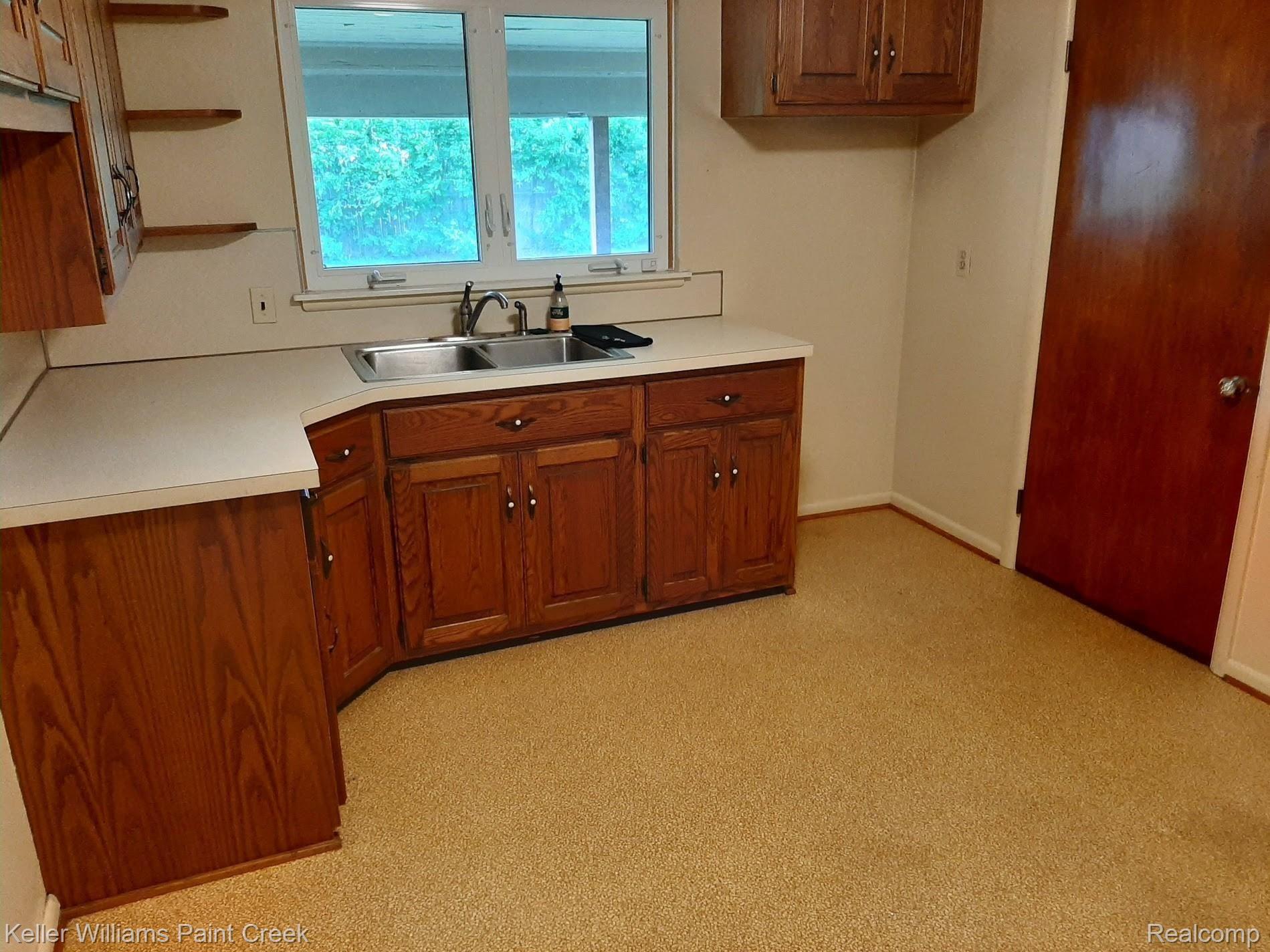 1940 Princeton Road Berkley, MI 48072 - Photo 6 of 20 Kitchen1.jpg