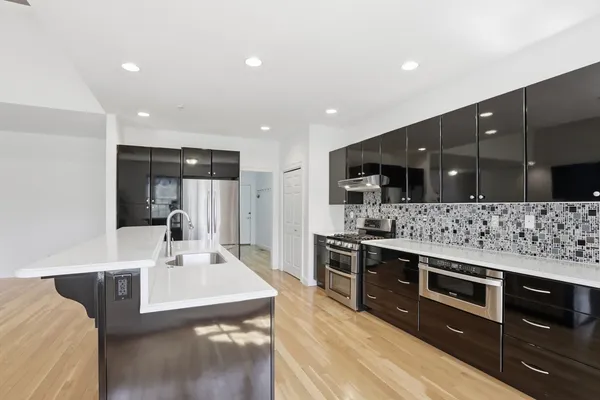 $799,000 | 22 Highland Road, Unit 22, Westford, MA 01886